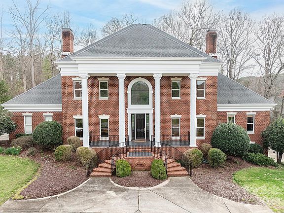 2nd image of 1233 Audubon Dr