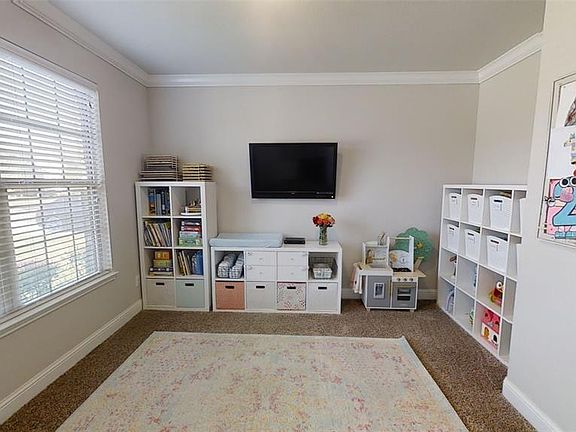 3rd image of 4814 Ladona Court