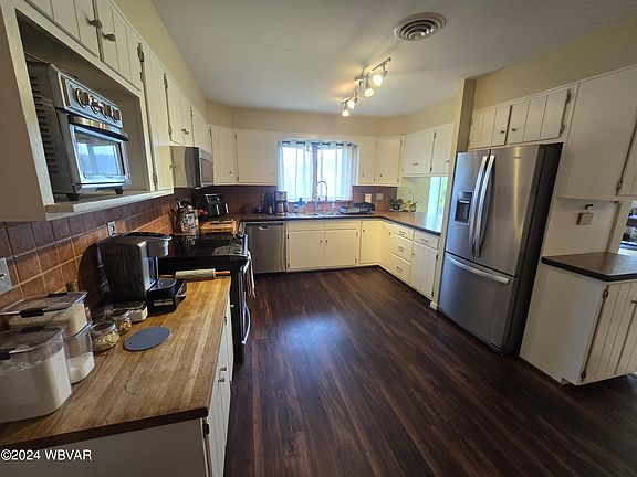 3rd image of 288 Windy Hill Ln