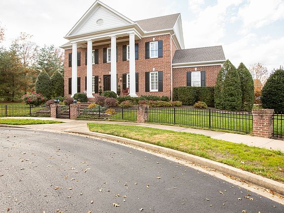 4th image of 1357 Barkleigh Ln