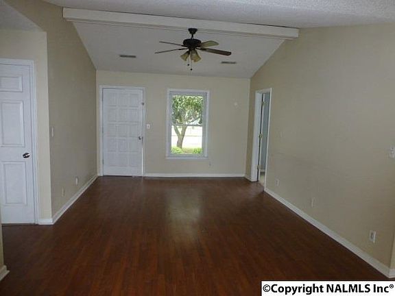 3rd image of 1500 Cobblestone Cir SE