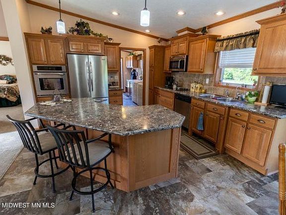 5th image of 21075 Westwood Dr