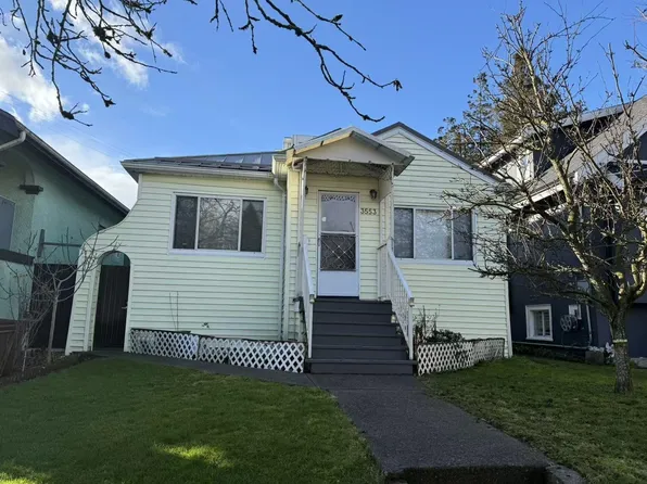 3553 Inverness St, Vancouver, BC V5V 4V6
