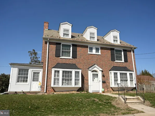 1401 Pine St, Norristown, PA 19401