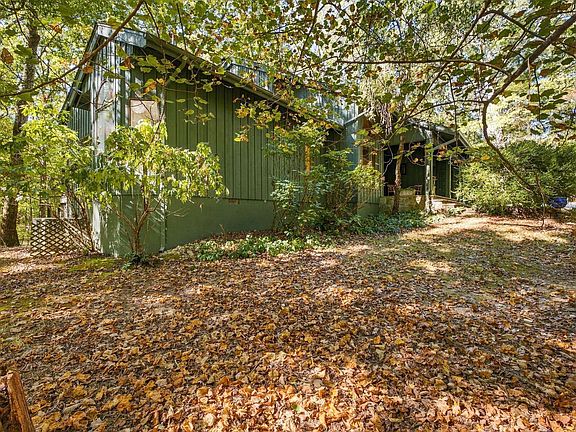 3rd image of 2241 Sarvisberry Pl