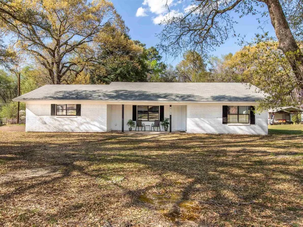 513 Lance Rd, Quitman, TX 75783