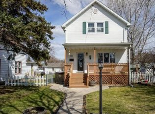 821 3rd St N, Fargo, ND 58102