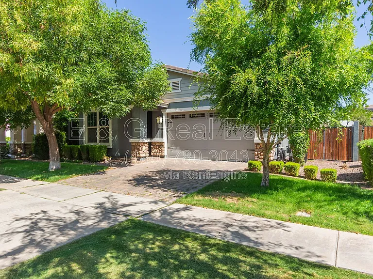 4286 E Mesquite St — Photo 2