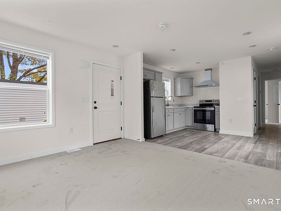 4th image of 55 Sugar Street #14
