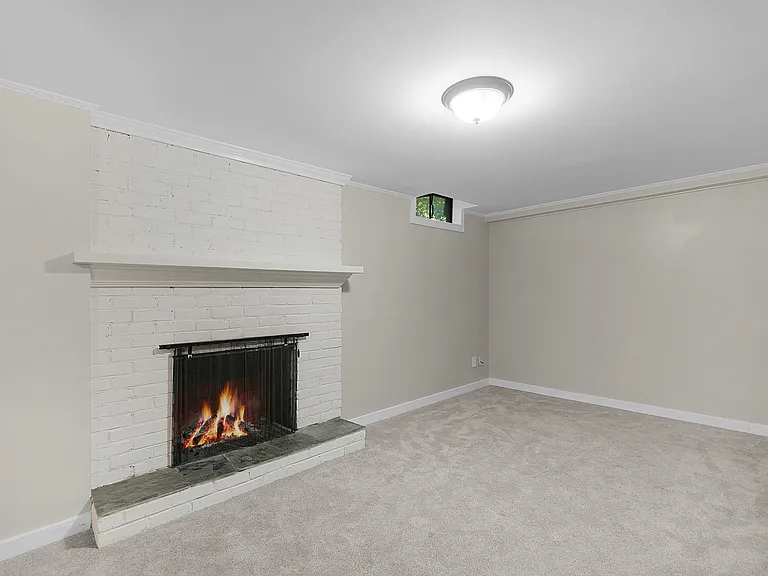 6100 Packer Dr NE — Photo 29