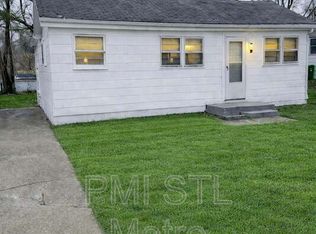 36 Connolly Dr, Saint Louis, MO