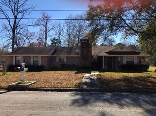 806 Saint Lo St, Lufkin, TX 75901