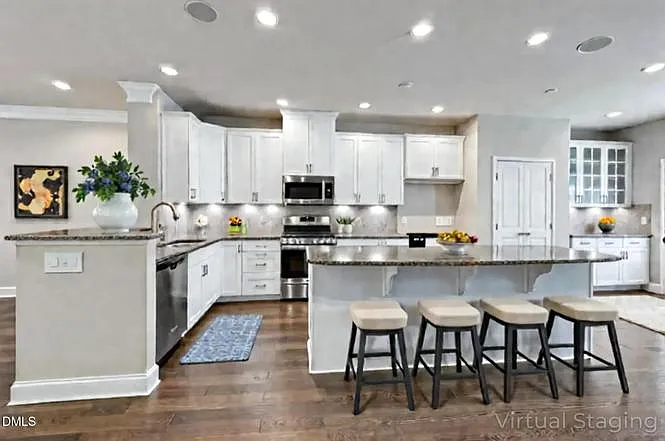 1038 Brownsmith Dr — Photo 8