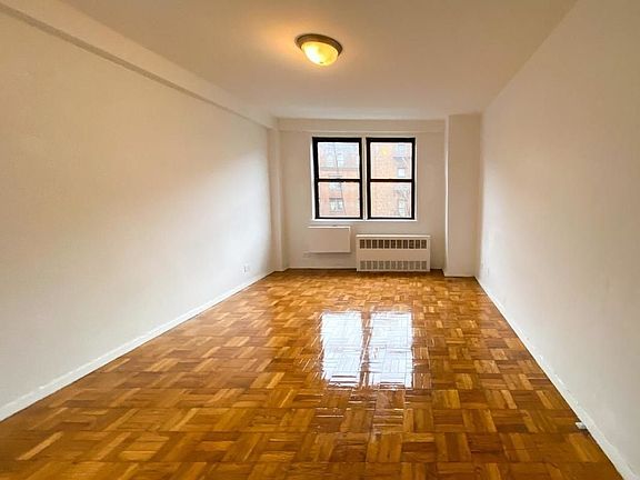 5th image of 65 E 19th St APT 7