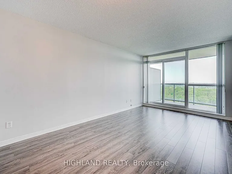 2545 Erin Centre Blvd #1411 — Photo 8