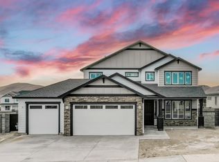 7921 Cardinal Peak St, West Richland, WA