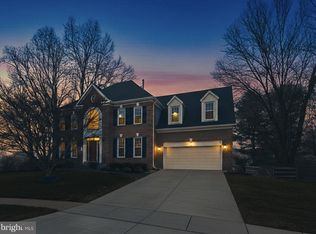 2 Littlebrooke Ct, Olney, MD 20832