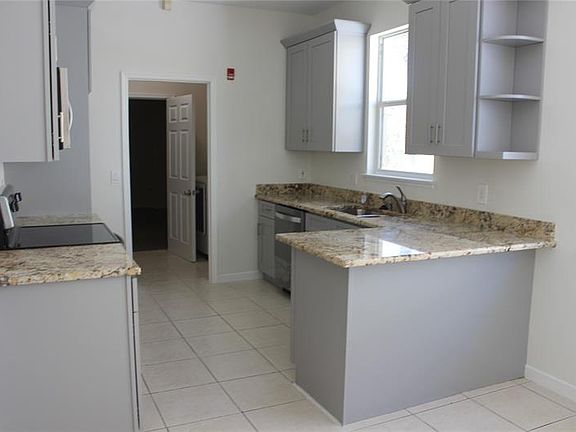 2nd image of 15009 Lake Azure Dr
