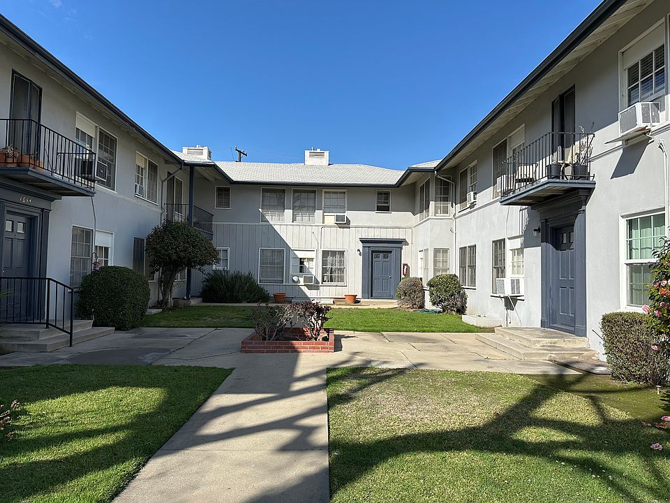 1st image of 1648 Huntington Dr APT 4