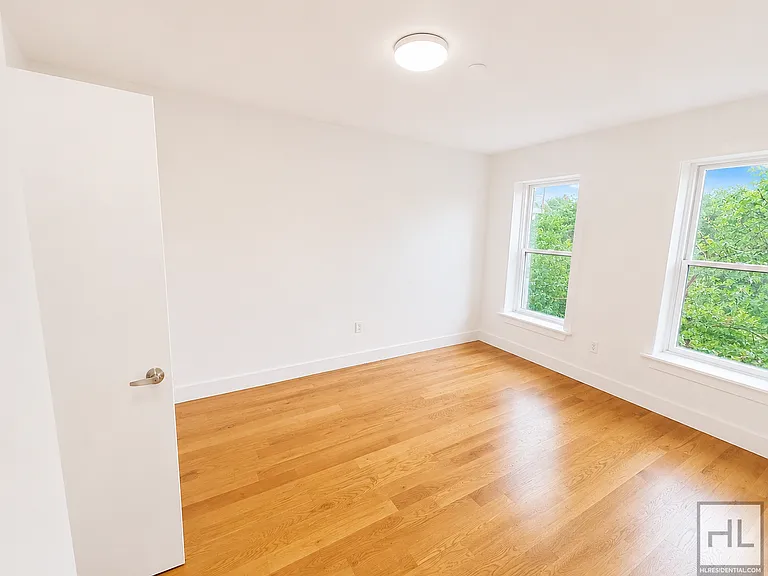 105 Troutman St #2B — Photo 6