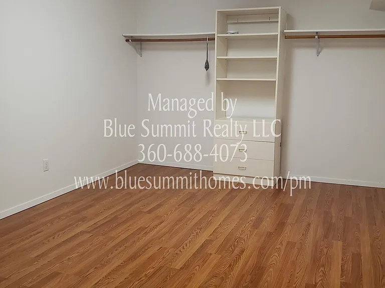 4848 Sleater Kinney Rd NE — Photo 16