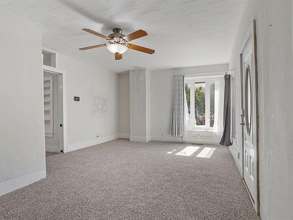 5th image of 209 E Griggs St