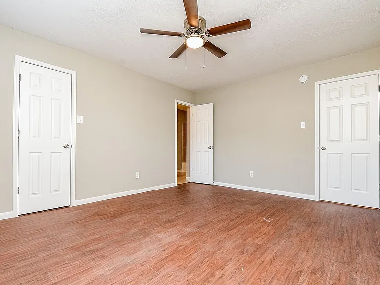 7818 Summer Place Dr — Photo 17