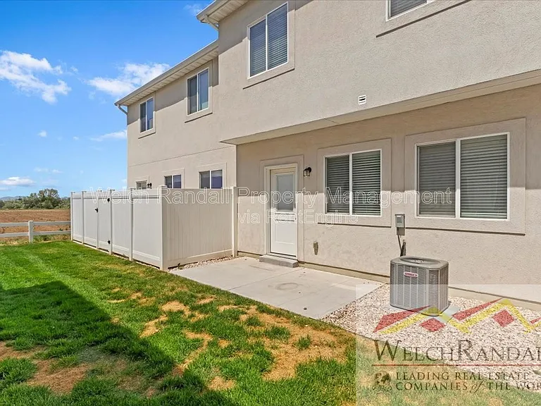 2673 S 2300 West St #251 — Photo 21
