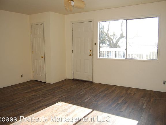 5th image of 4646 Riverview Ave