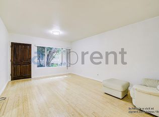 1722 Brockton Ave APT 3, Los Angeles, CA 90025