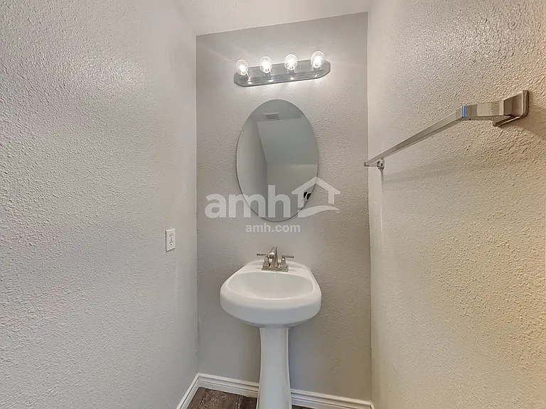 7819 Talladega Springs Ln — Photo 8