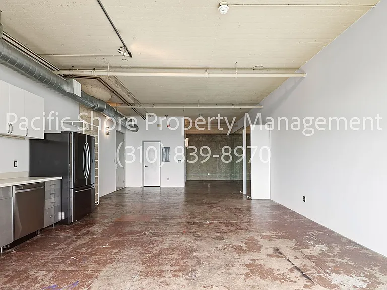1855 Industrial St #408 — Photo 10
