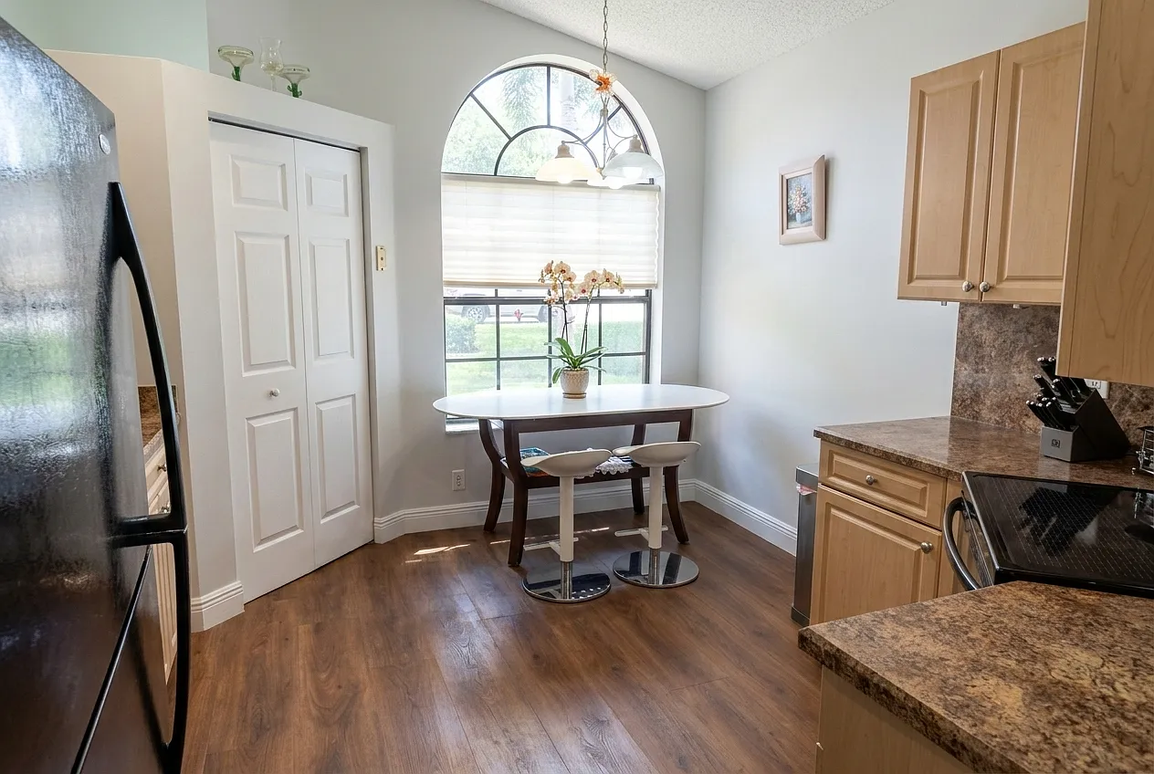 2 bed, 1243 sqft, $3,000 — Photo 4