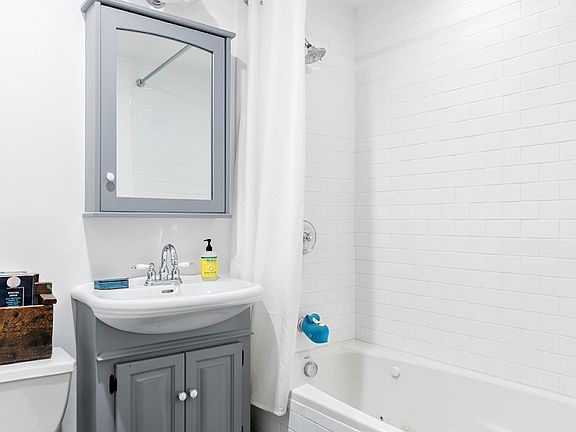 5th image of 687 Leonard St APT 1A