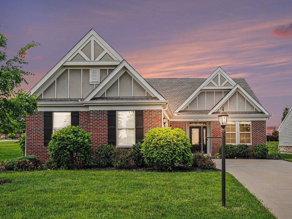 1st image of 1332 Woodlawn Ct
