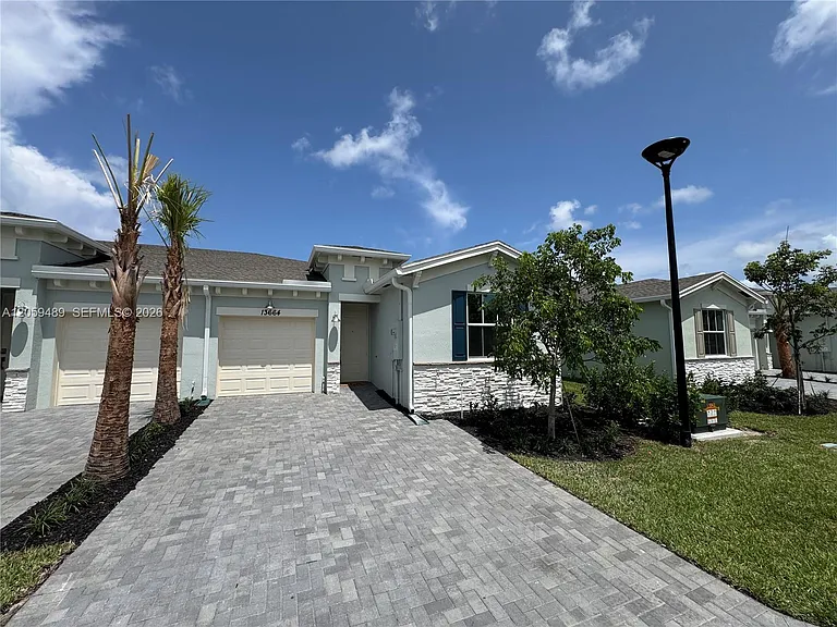 13664 Jubilee Ln — Photo 3