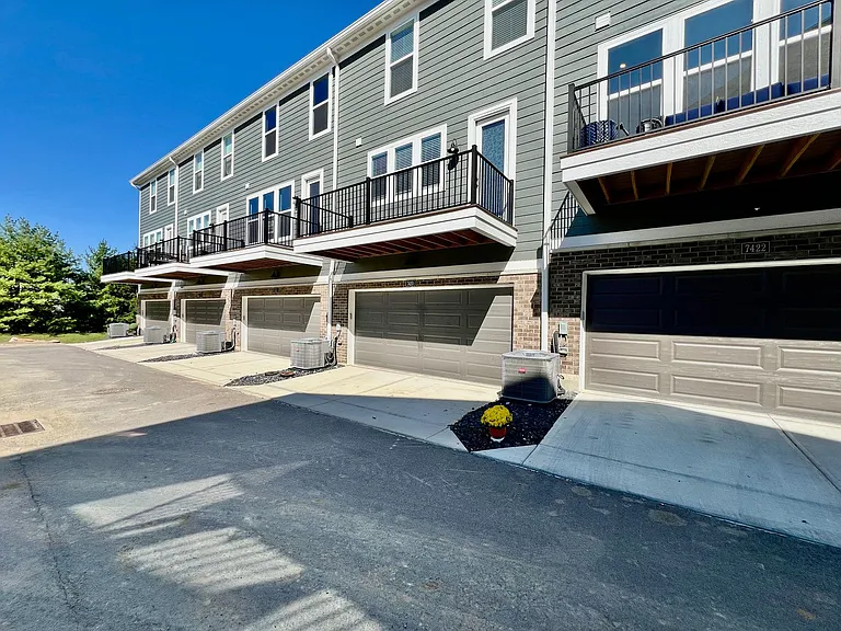 7420 Durham Pl — Photo 43