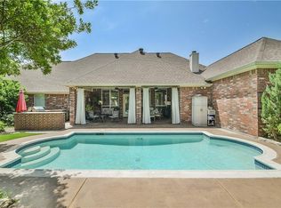 1104 Cliff Swallow Dr, Granbury, TX 76048