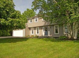 8149 Balsamwood Ln, Liverpool, NY 13090
