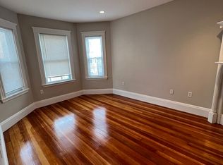 24 Buttonwood St APT 1, Dorchester, MA 02125