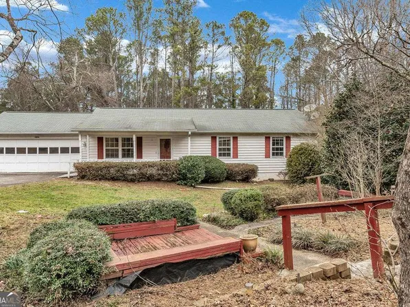 5800 Yellow Creek Rd, Murrayville, GA 30564