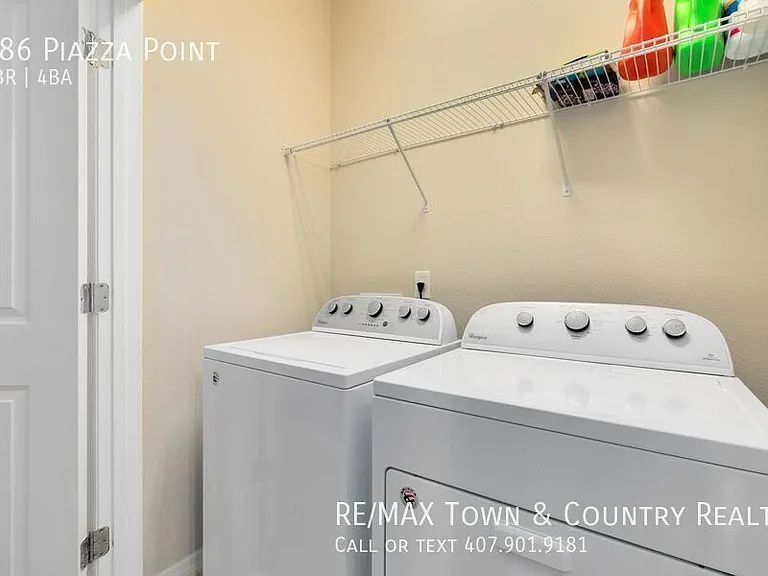 586 Piazza Point — Photo 22