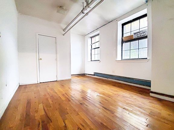 3rd image of 264 Gates Ave #B1