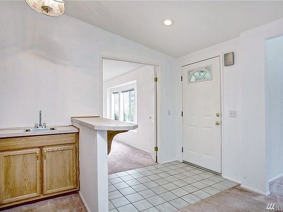 3rd image of 4204 146th St NW #40