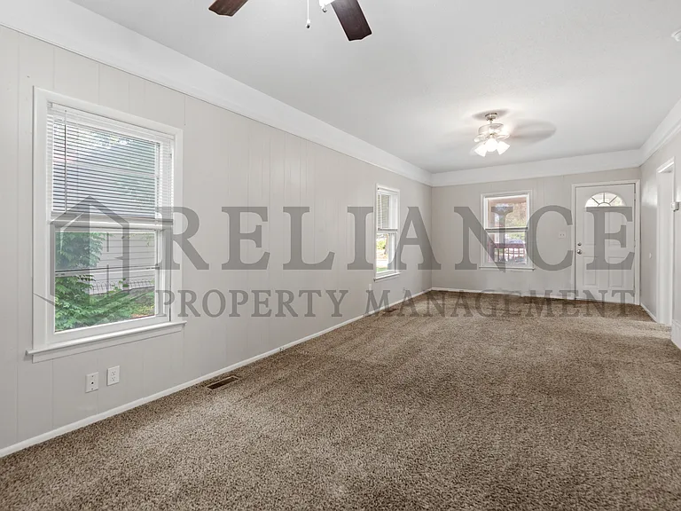 232 S Sedgwick St — Photo 8