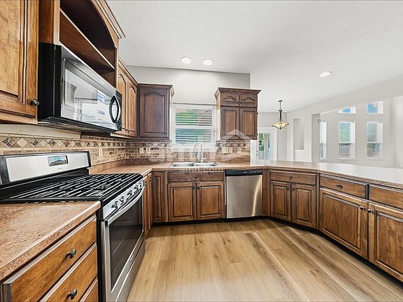 3rd image of 9776 Scotch Pine Ct