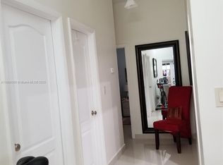 984 SW 113th Ter #D-2, Hollywood, FL 33025