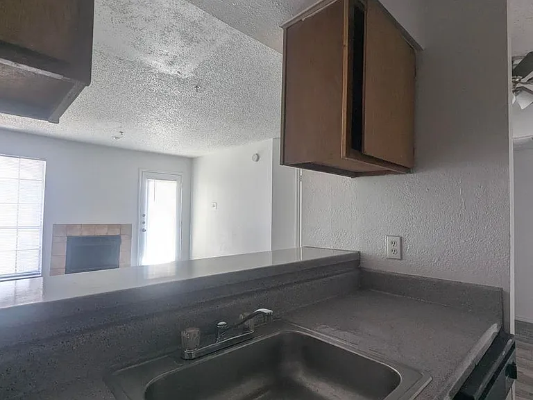 Bennett Place Apartments — Photo 32