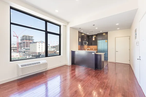 Rented by RE/MAX Midtown | media 24