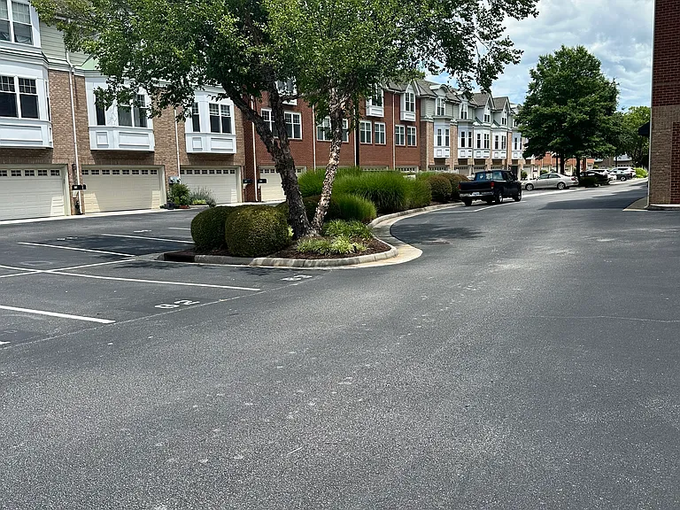 955 Bolling Ave #103 — Photo 28